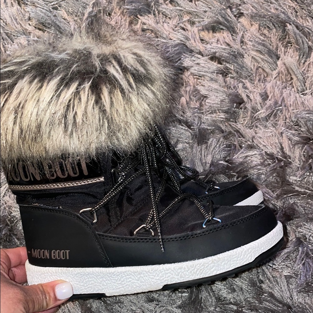 Moon Boot kids girl Black Fur-Trimmed Winter Boots
